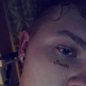 Meet your Posher, Raven